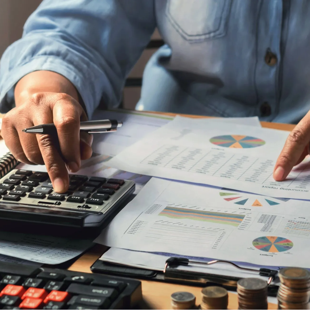 Como organizar a rotina financeira de um pequeno negócio em 6 passos